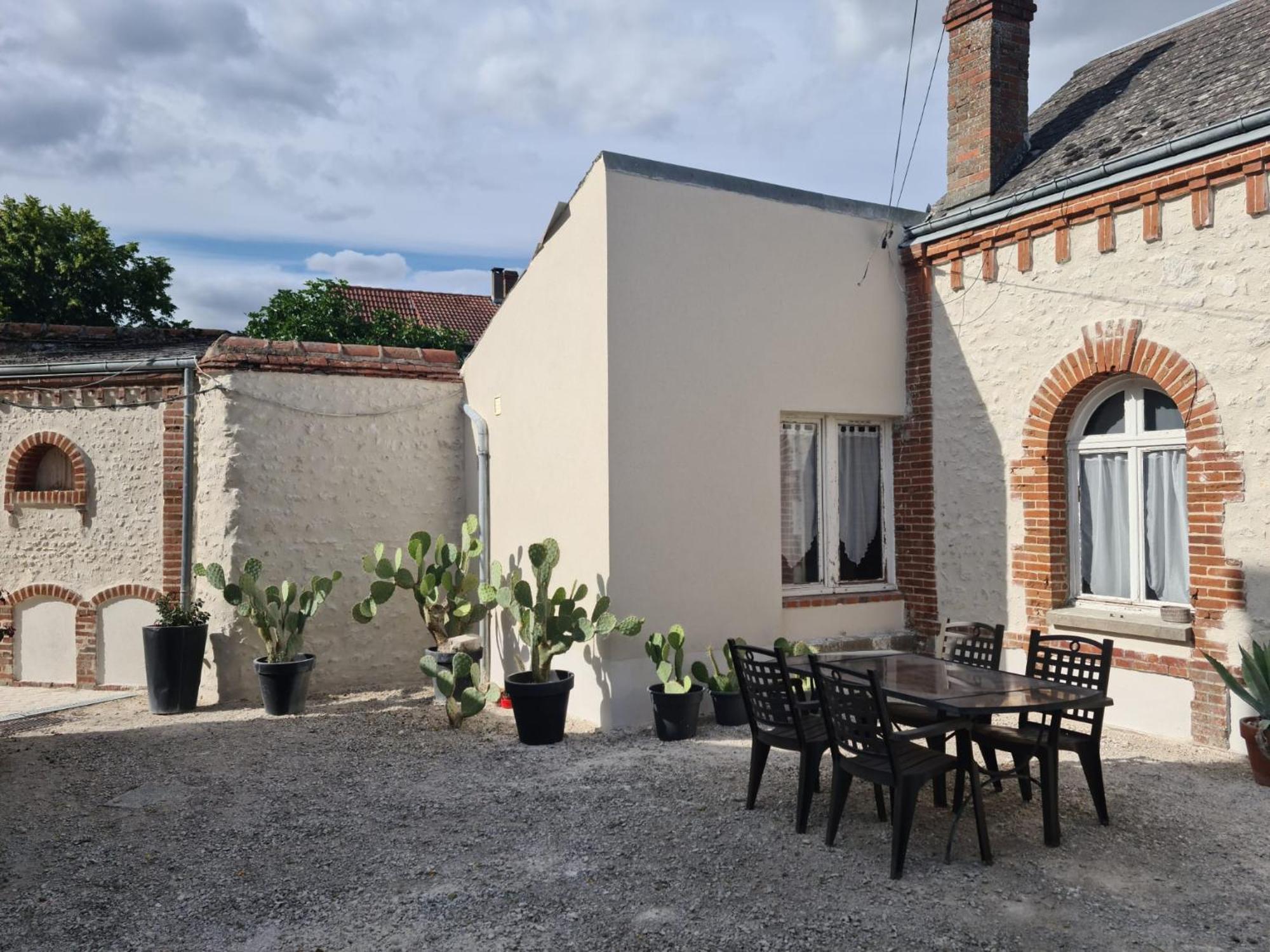 Saint-Ay Sur La Route Des Chateaux Exterior photo